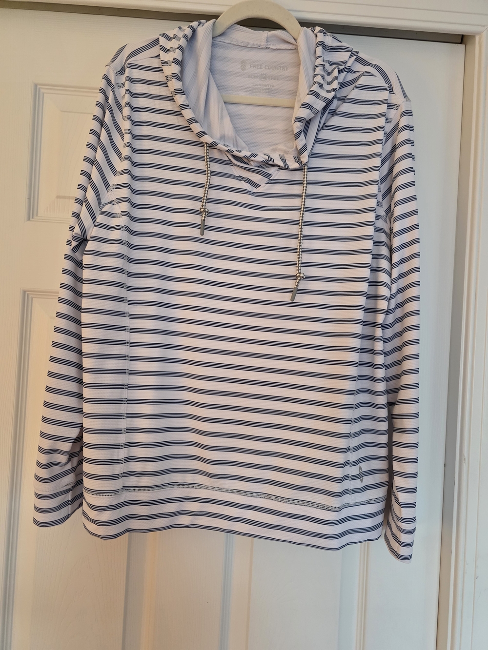 Free Country Women's UPF 50 Hooded Pullover - White & Navy